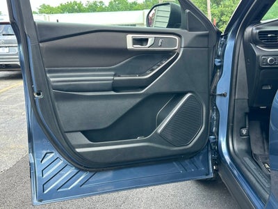 2020 Ford Explorer XLT AWD 4dr SUV