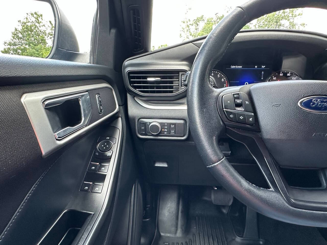 2020 Ford Explorer XLT AWD 4dr SUV