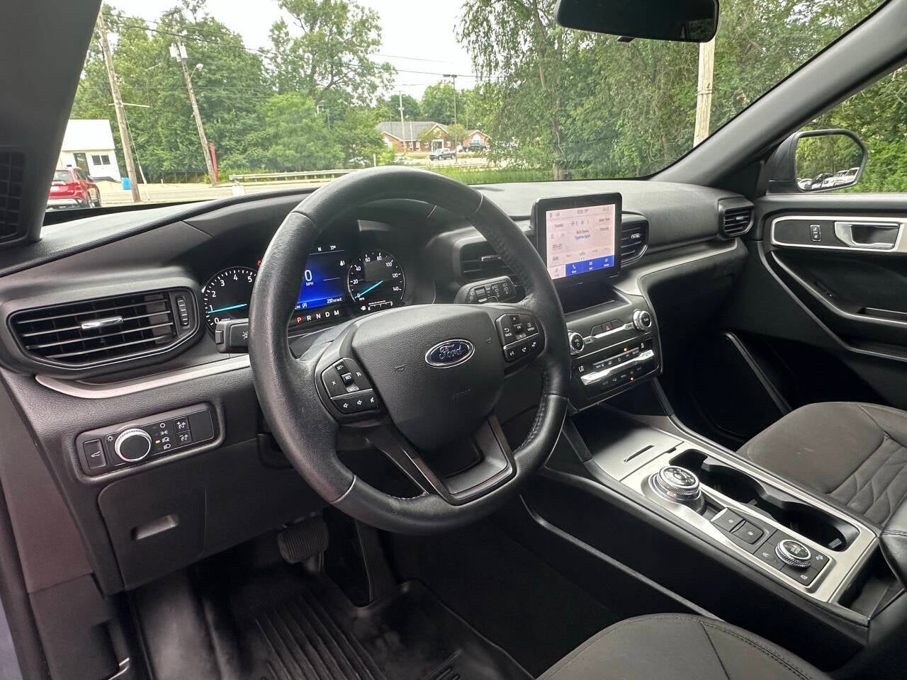 2020 Ford Explorer XLT AWD 4dr SUV