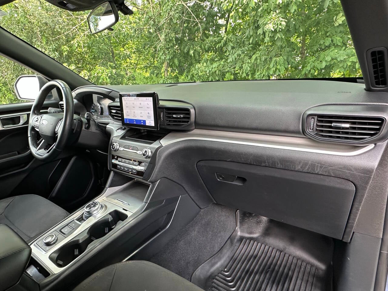 2020 Ford Explorer XLT AWD 4dr SUV