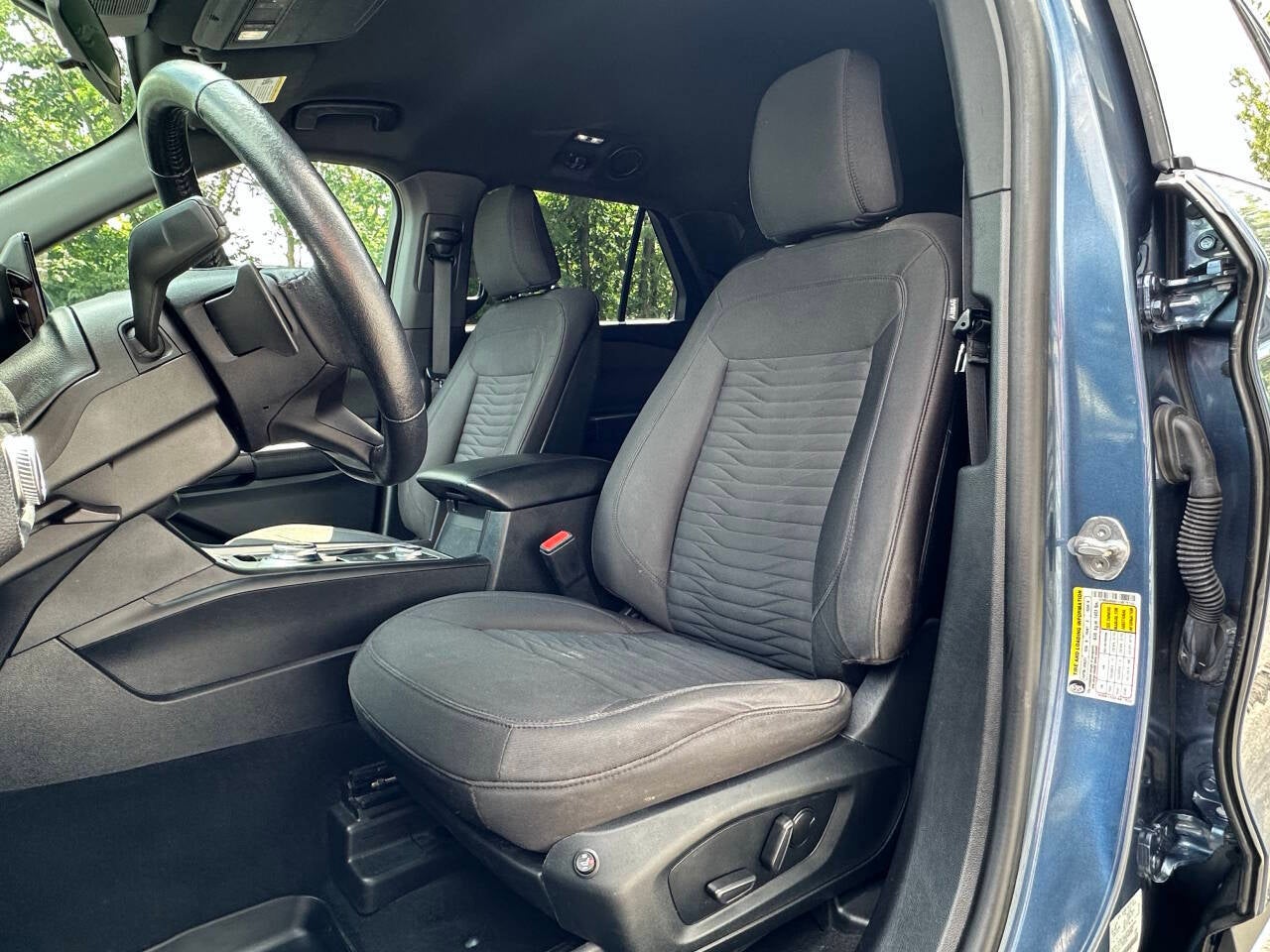 2020 Ford Explorer XLT AWD 4dr SUV