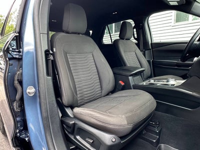 2020 Ford Explorer XLT AWD 4dr SUV