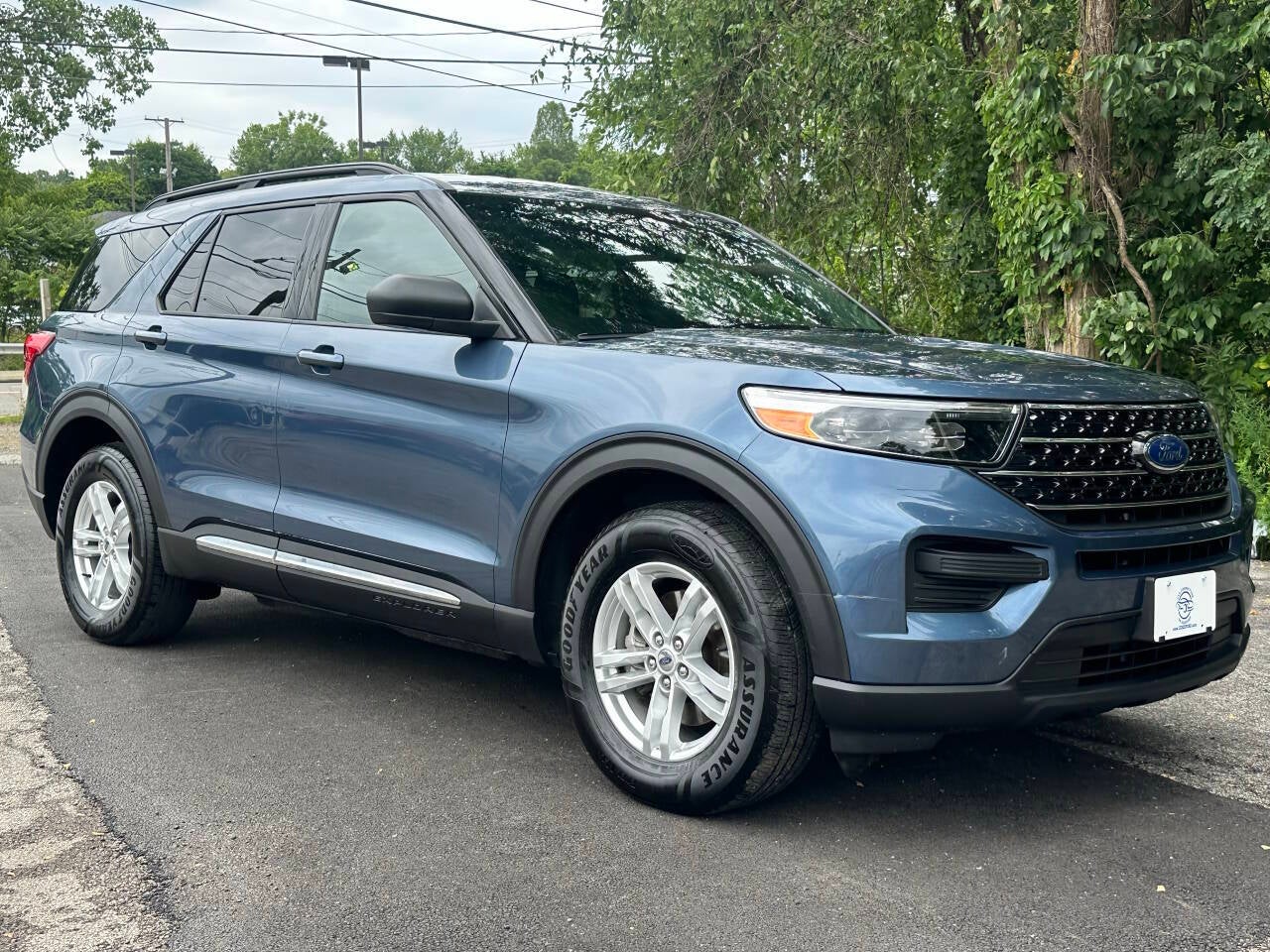 2020 Ford Explorer XLT AWD 4dr SUV