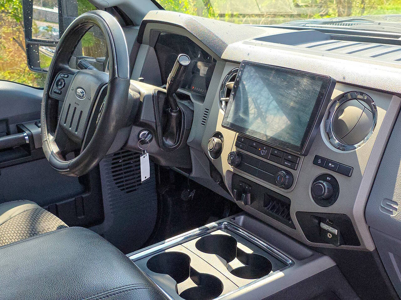 2013 Ford F-250 Super Duty XLT 4x4 4dr Crew Cab 6.8 ft. SB Pickup