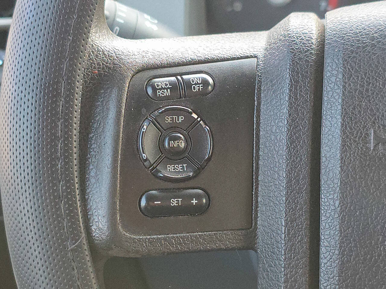 2013 Ford F-250 Super Duty XLT 4x4 4dr Crew Cab 6.8 ft. SB Pickup