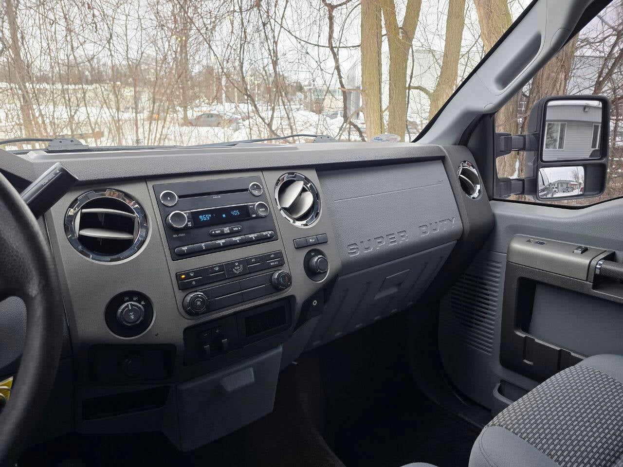 2012 Ford F-250 Super Duty XLT 4x4 4dr Crew Cab 8 ft. LB Pickup