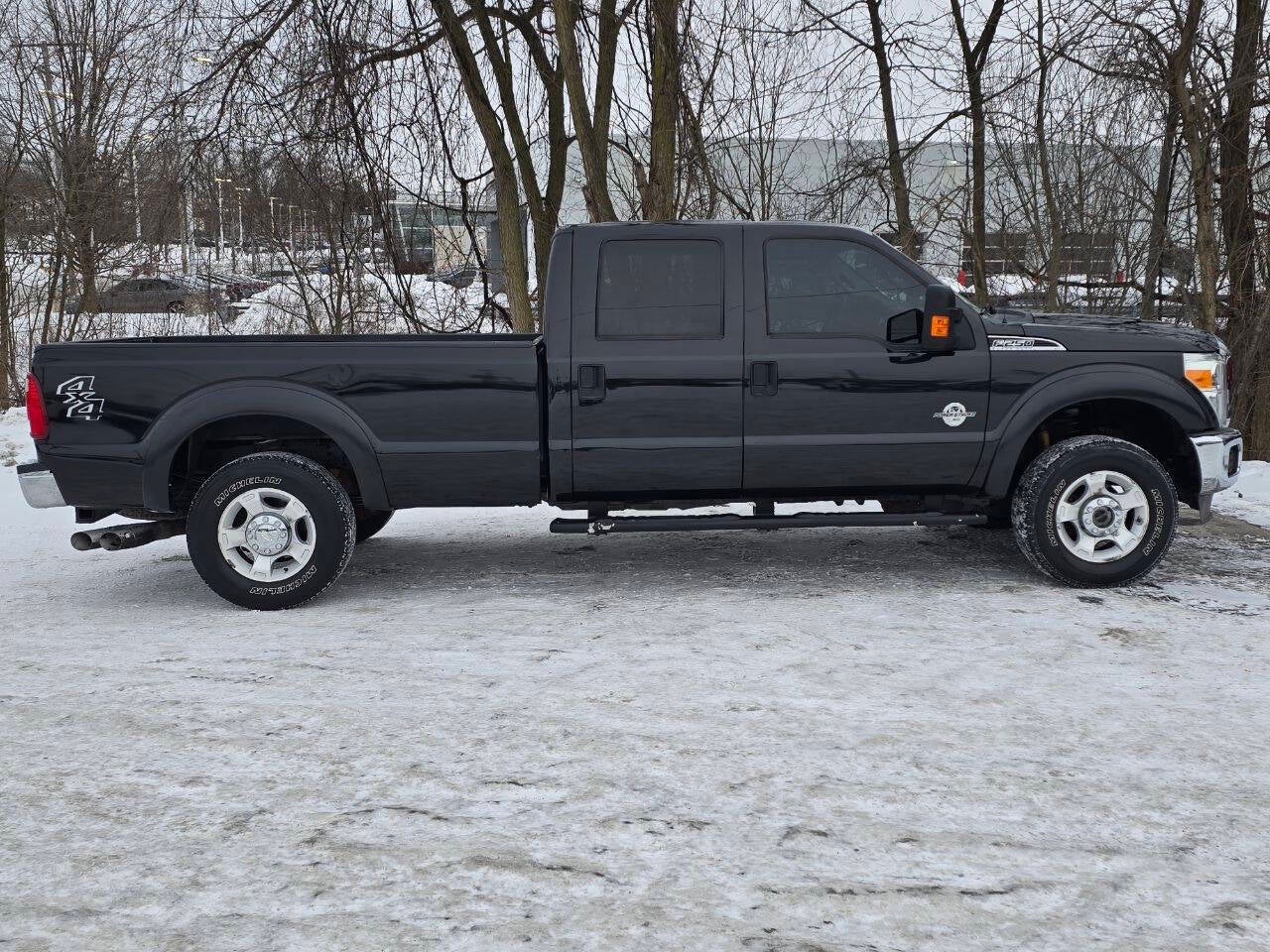 2012 Ford F-250 Super Duty XLT 4x4 4dr Crew Cab 8 ft. LB Pickup