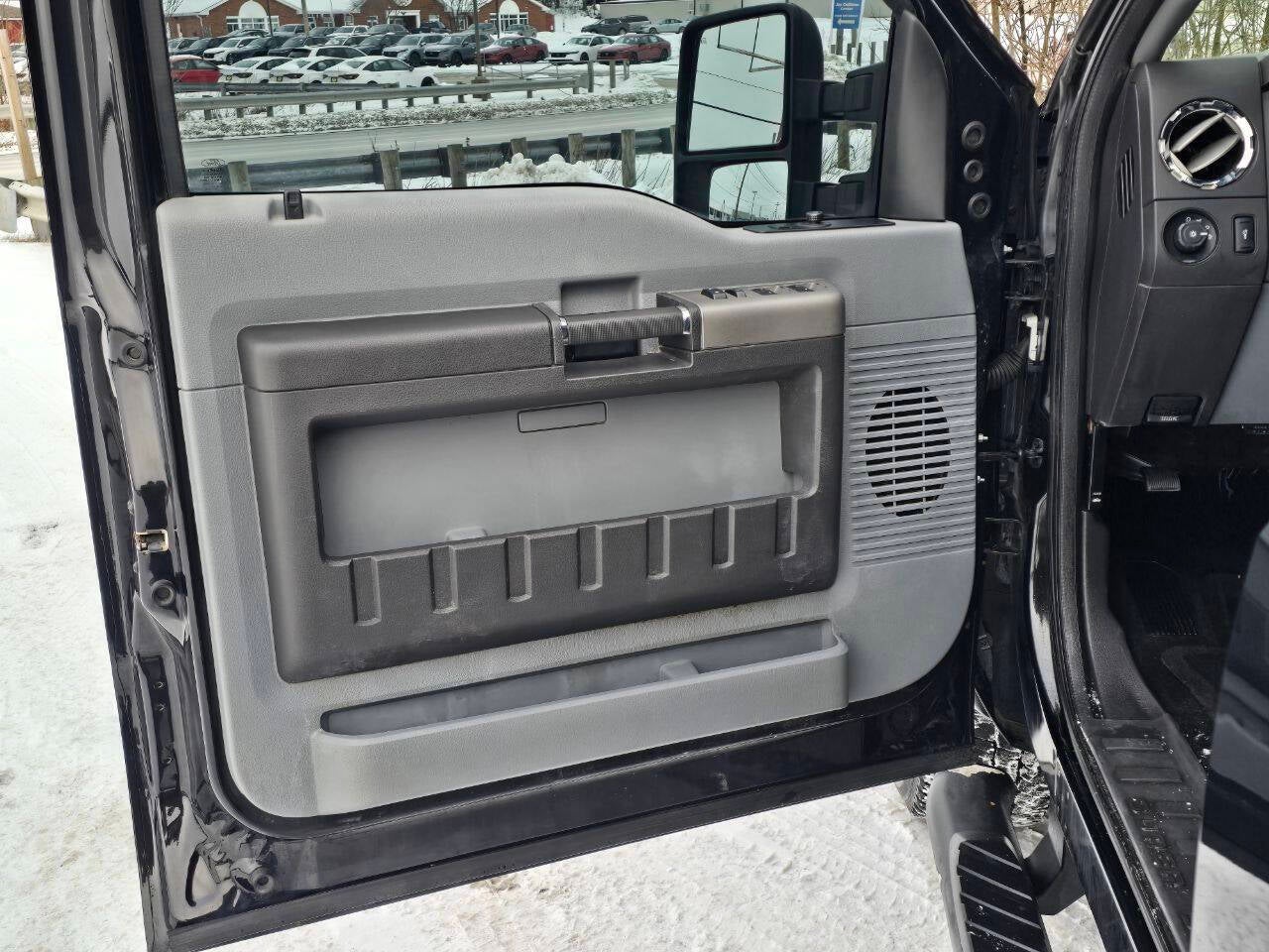 2012 Ford F-250 Super Duty XLT 4x4 4dr Crew Cab 8 ft. LB Pickup