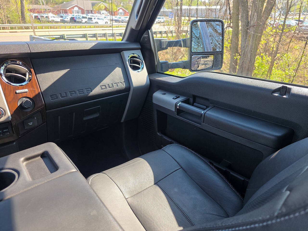 2015 Ford F-350 Super Duty Lariat 4x4 4dr Crew Cab 6.8 ft. SB SRW Pickup