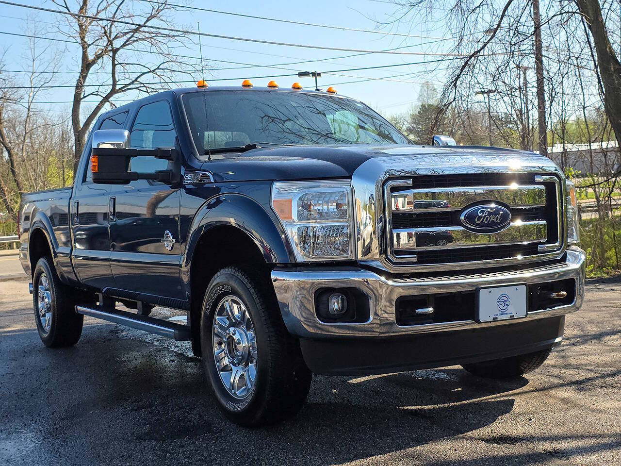 2015 Ford F-350 Super Duty Lariat 4x4 4dr Crew Cab 6.8 ft. SB SRW Pickup