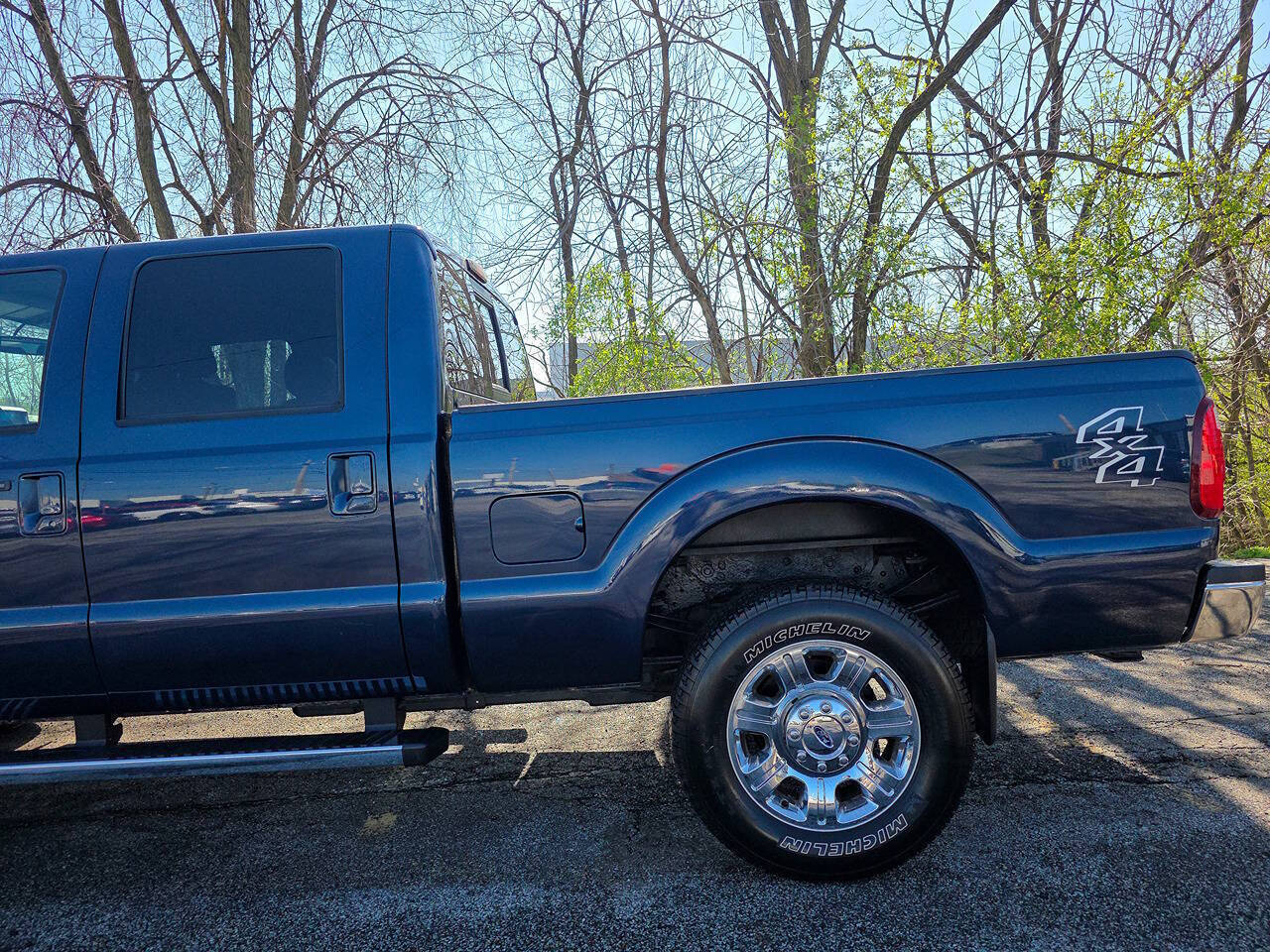 2015 Ford F-350 Super Duty Lariat 4x4 4dr Crew Cab 6.8 ft. SB SRW Pickup