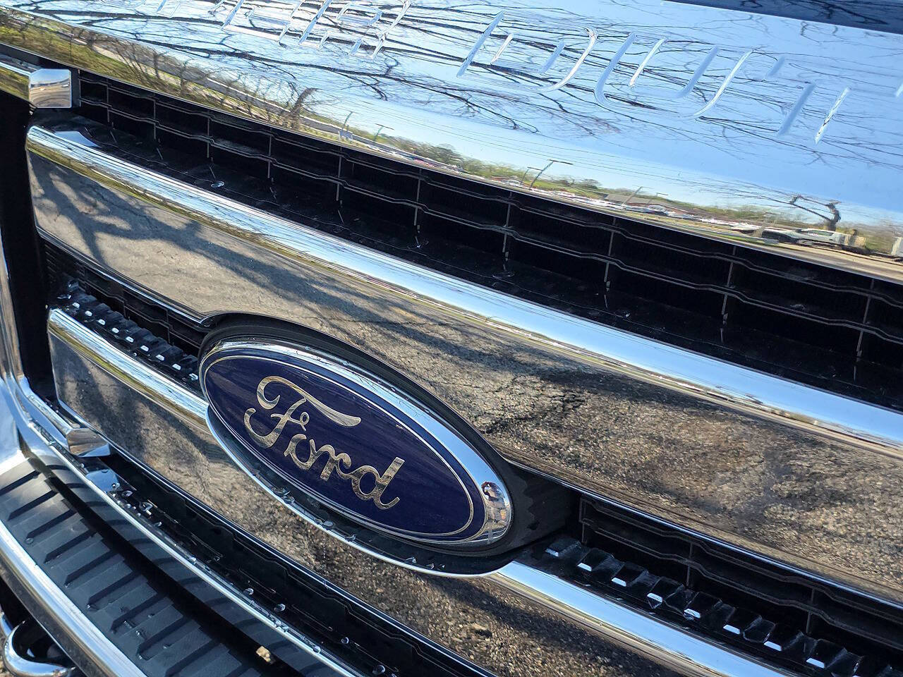 2015 Ford F-350 Super Duty Lariat 4x4 4dr Crew Cab 6.8 ft. SB SRW Pickup