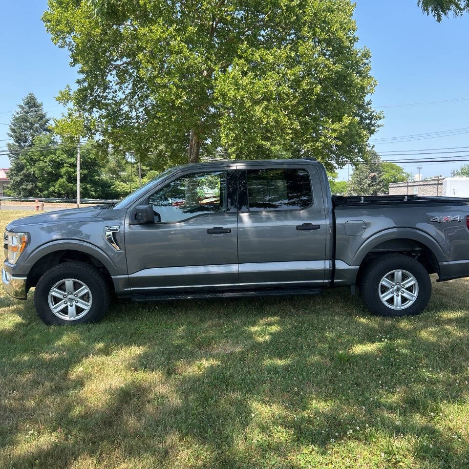 2022 Ford F-150 XLT 4x4 4dr SuperCrew 5.5 ft. SB