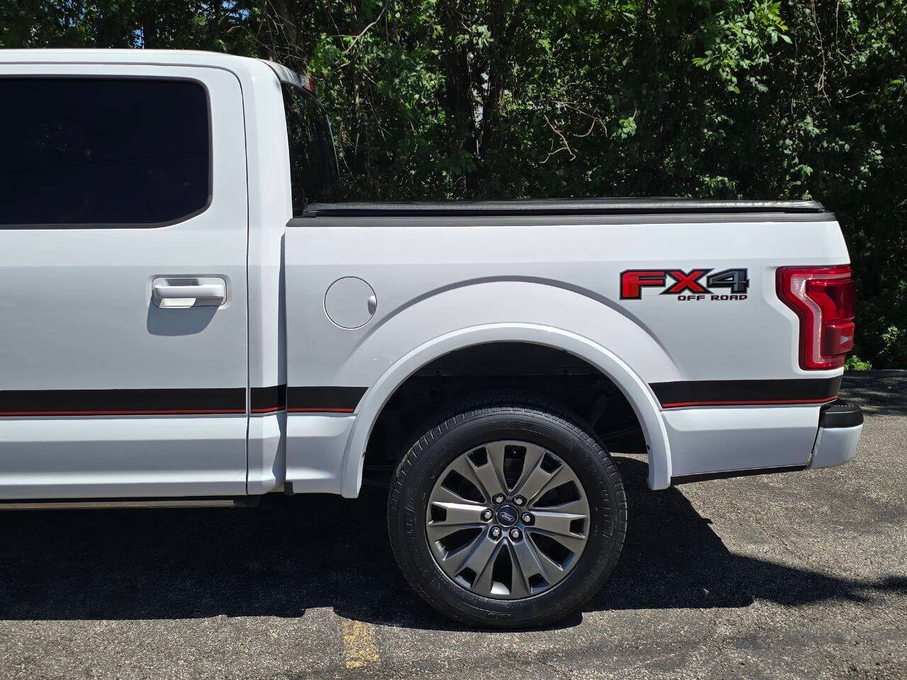 2016 Ford F-150 Lariat 4x4 4dr SuperCrew 5.5 ft. SB