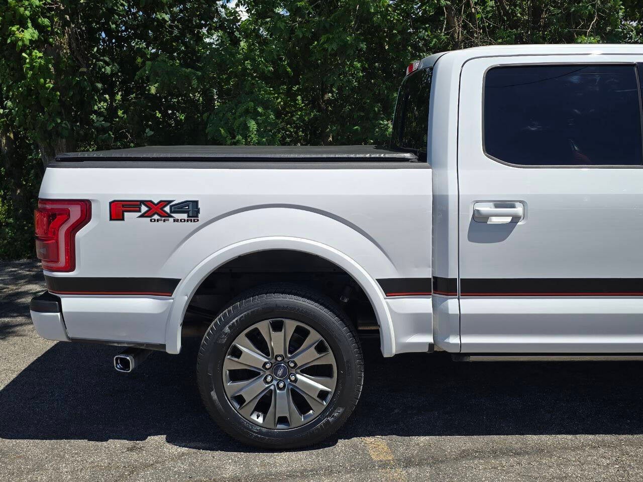2016 Ford F-150 Lariat 4x4 4dr SuperCrew 5.5 ft. SB