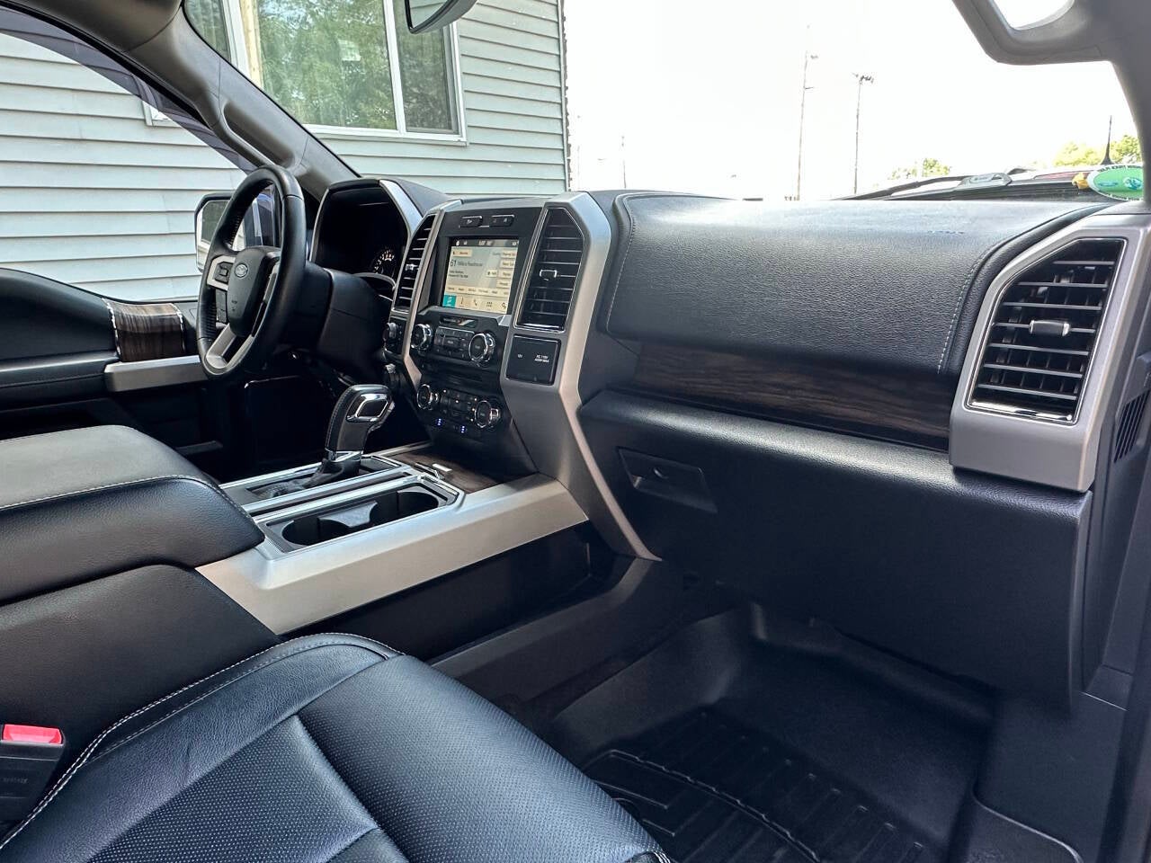 2018 Ford F-150 Lariat - Photo 39