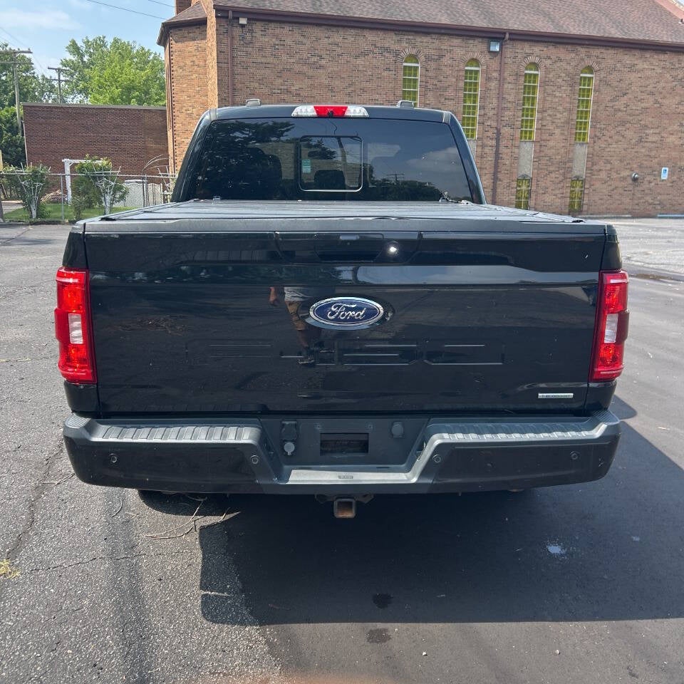2021 Ford F-150 XLT 4x4 4dr SuperCrew 5.5 ft. SB