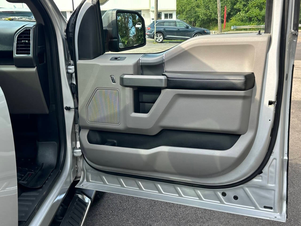 2016 Ford F-150 XLT 4x4 4dr SuperCrew 5.5 ft. SB
