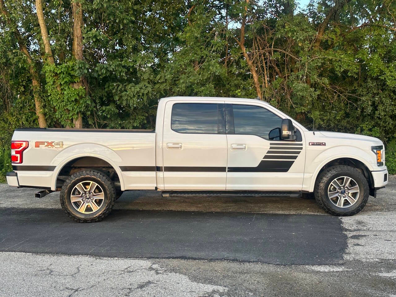 2019 Ford F-150 XLT 4x4 4dr SuperCrew 6.5 ft. SB