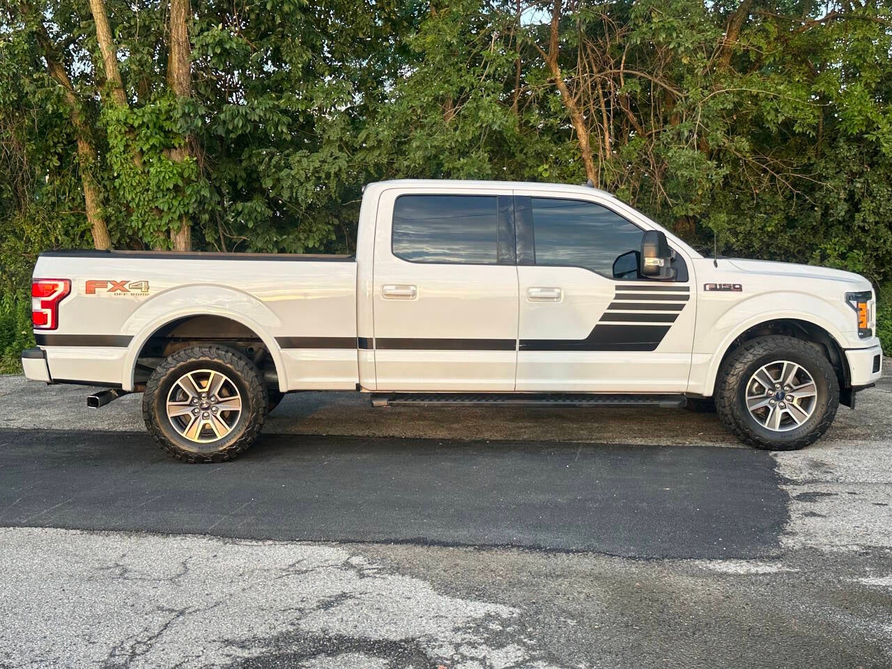 2019 Ford F-150 XLT 4x4 4dr SuperCrew 6.5 ft. SB