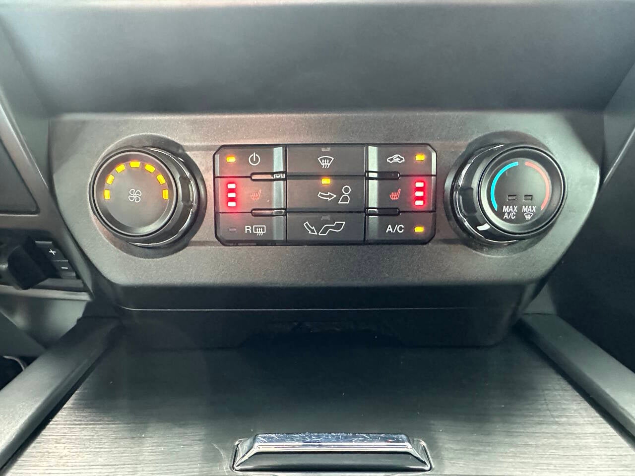 2019 Ford F-150 XLT 4x4 4dr SuperCrew 6.5 ft. SB
