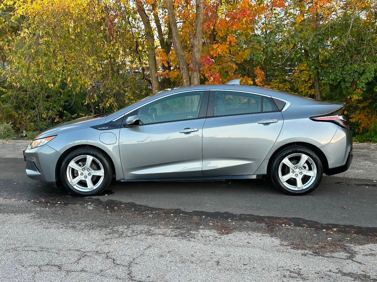2018 Chevrolet Volt LT 4dr Hatchback