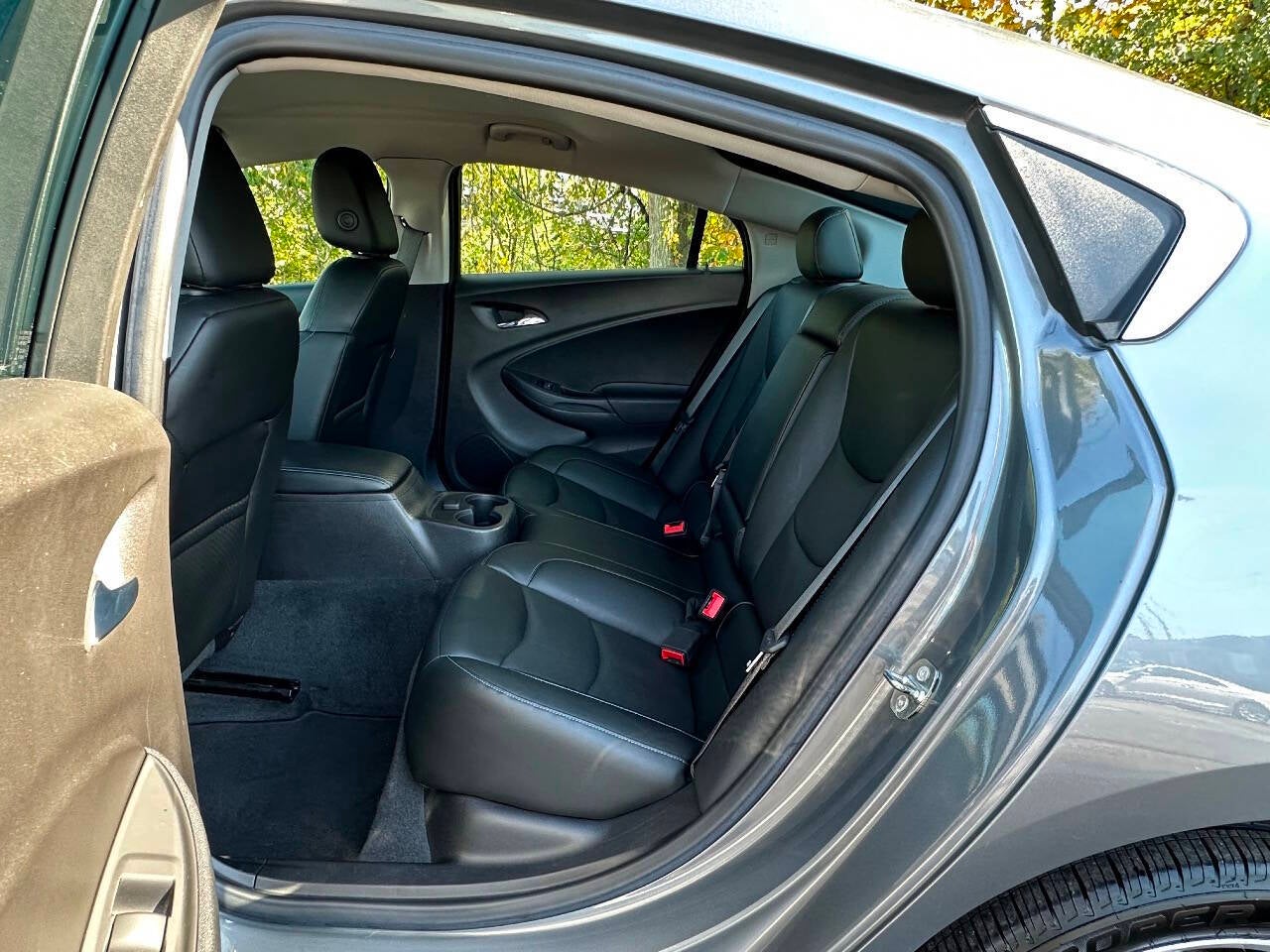 2018 Chevrolet Volt LT 4dr Hatchback