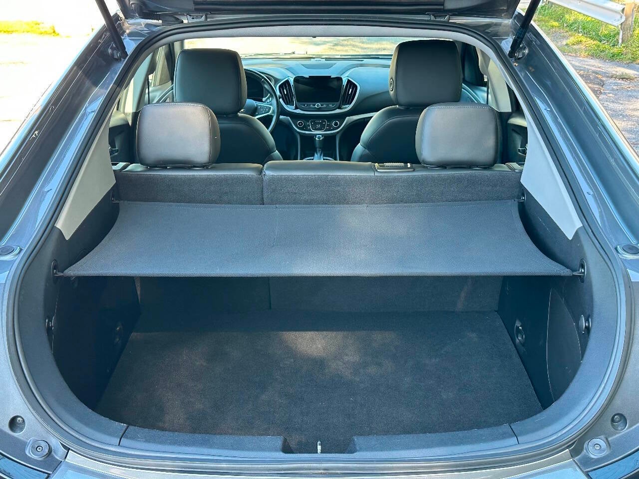 2018 Chevrolet Volt LT 4dr Hatchback