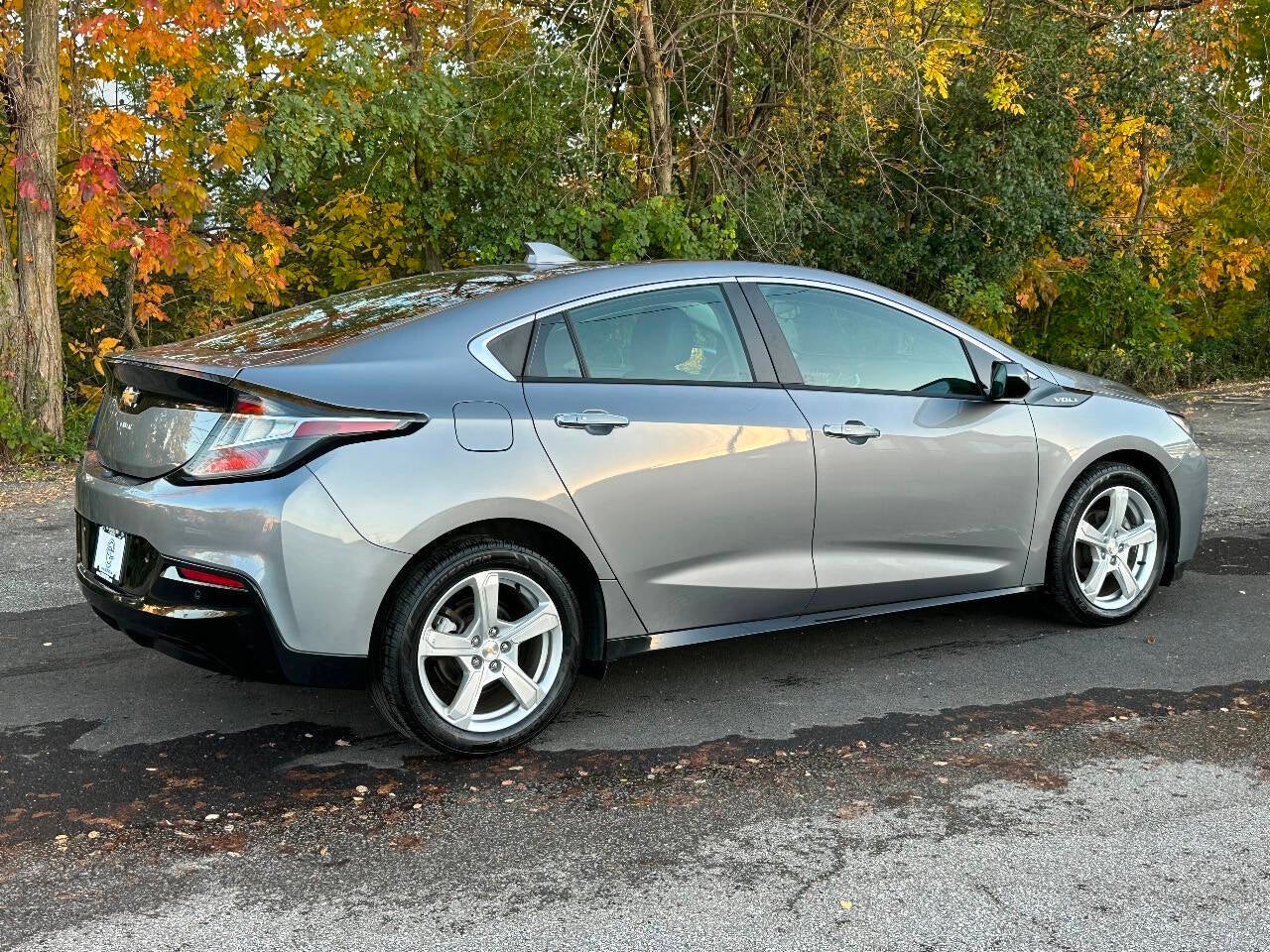 2018 Chevrolet Volt LT 4dr Hatchback