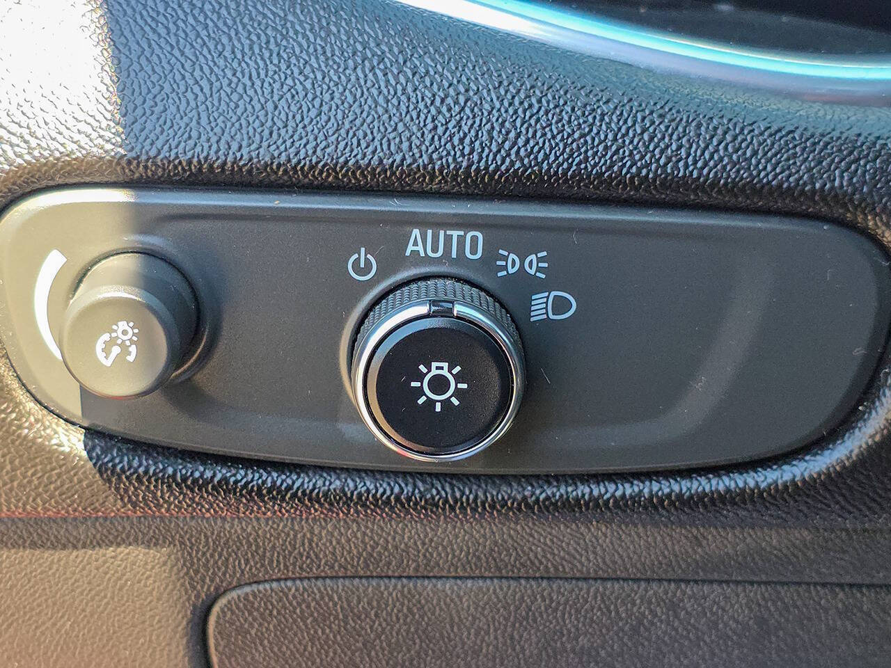 2016 Chevrolet Malibu LT 4dr Sedan w/1LT