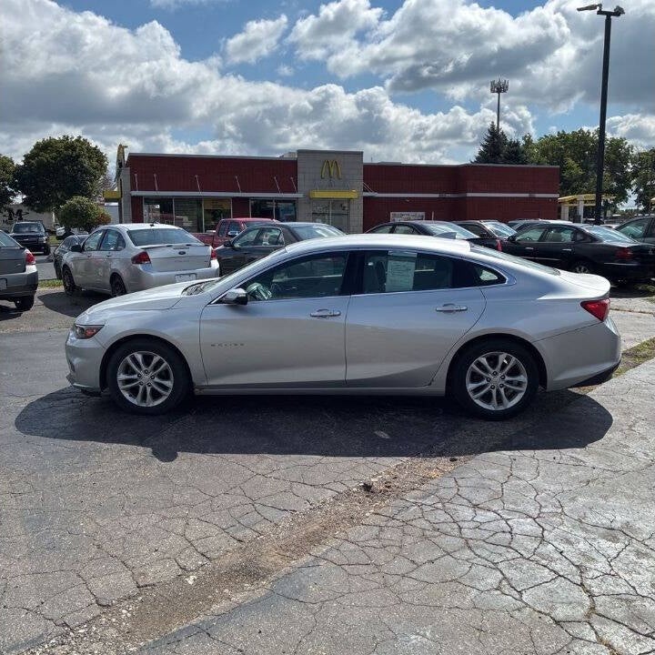 2017 Chevrolet Malibu LT 4dr Sedan