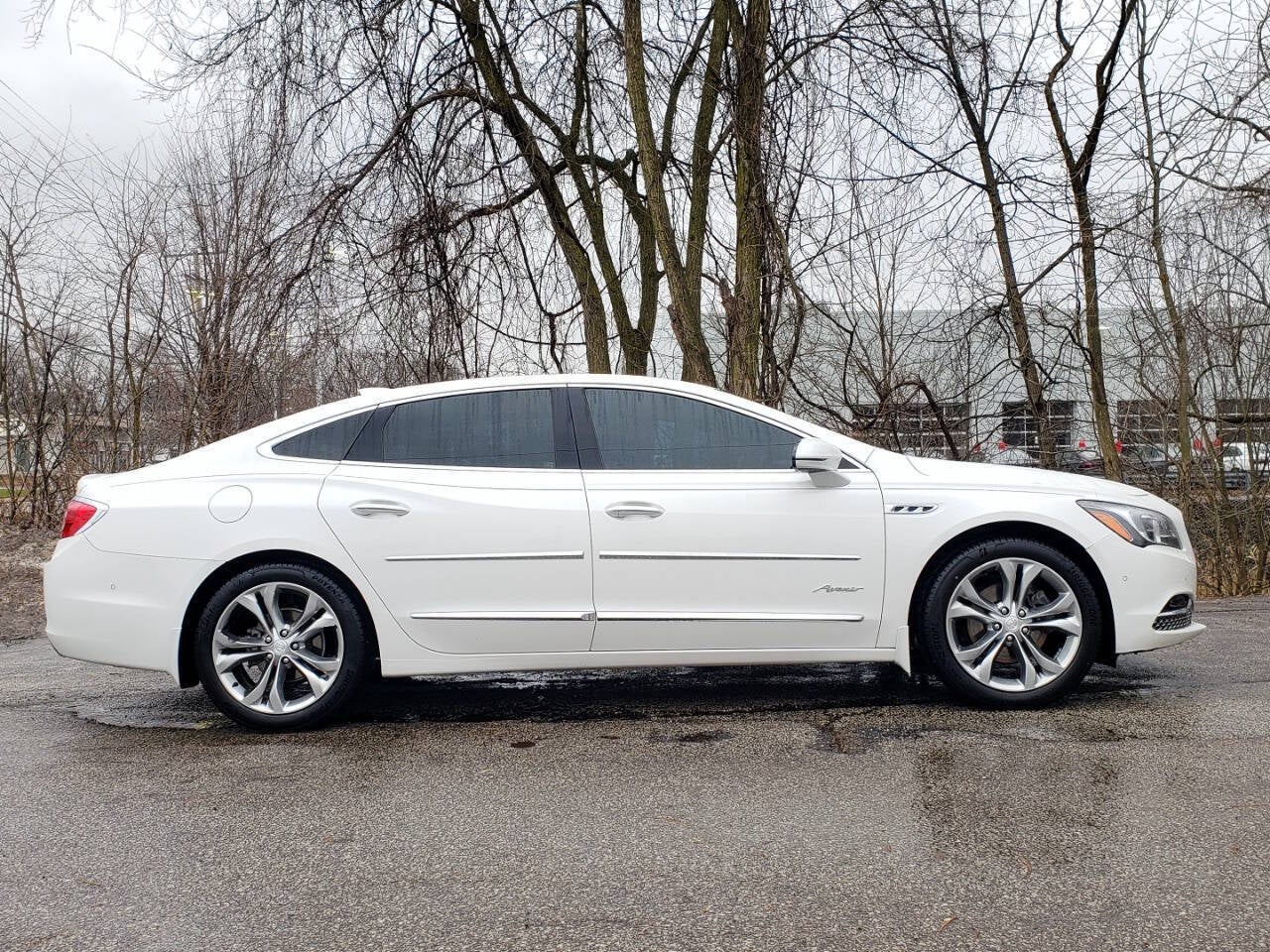 2018 Buick LaCrosse Avenir 4dr Sedan
