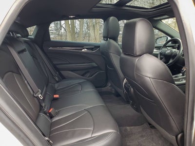 2018 Buick LaCrosse Avenir 4dr Sedan