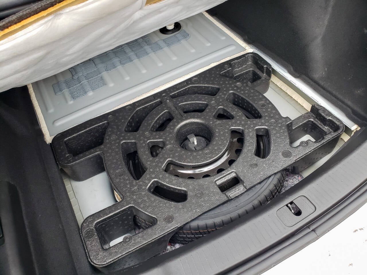 2018 Buick LaCrosse Avenir 4dr Sedan