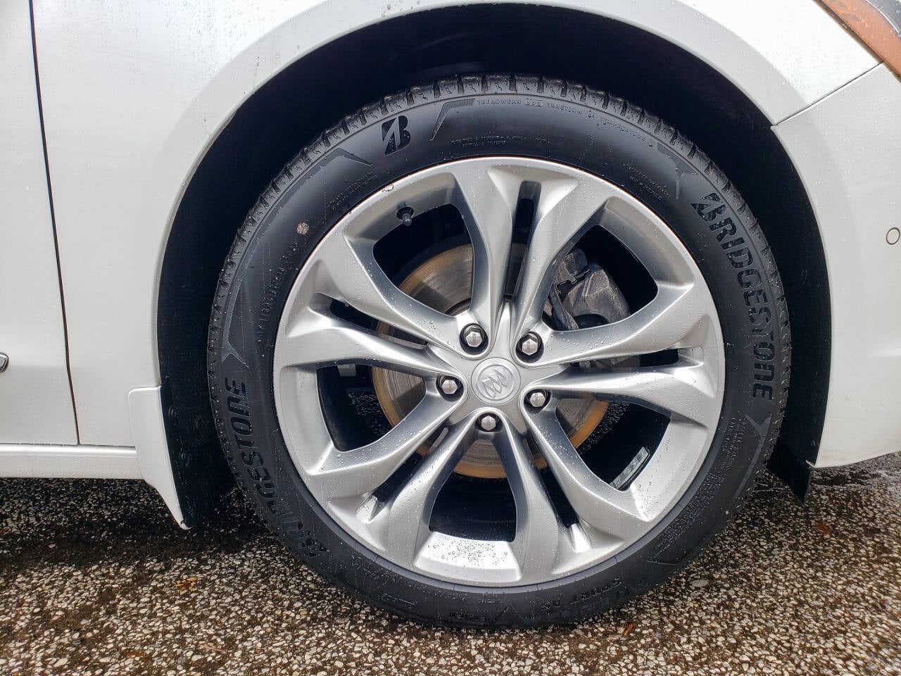 2018 Buick LaCrosse Avenir 4dr Sedan