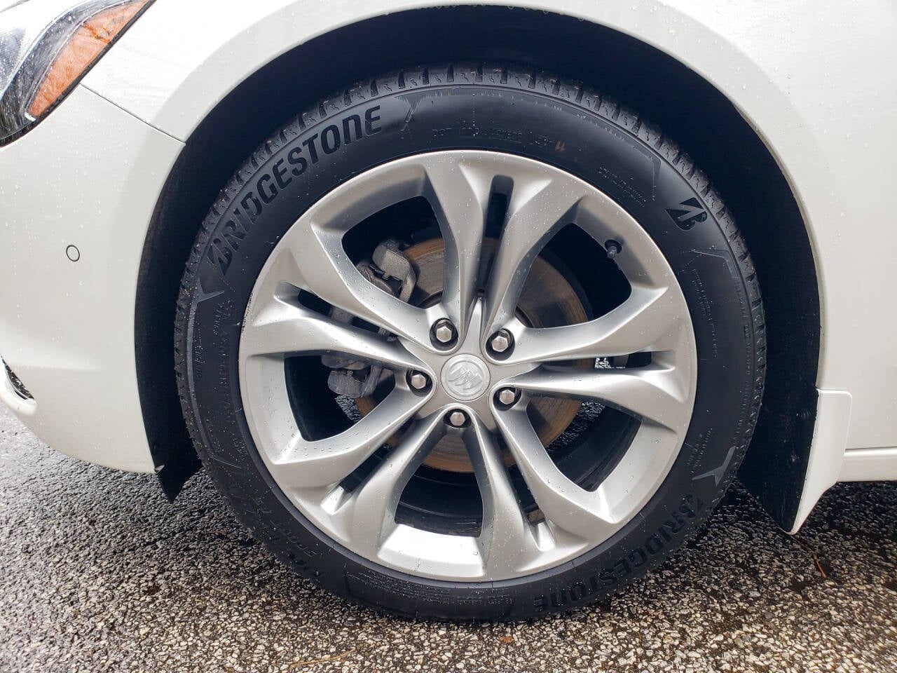 2018 Buick LaCrosse Avenir 4dr Sedan