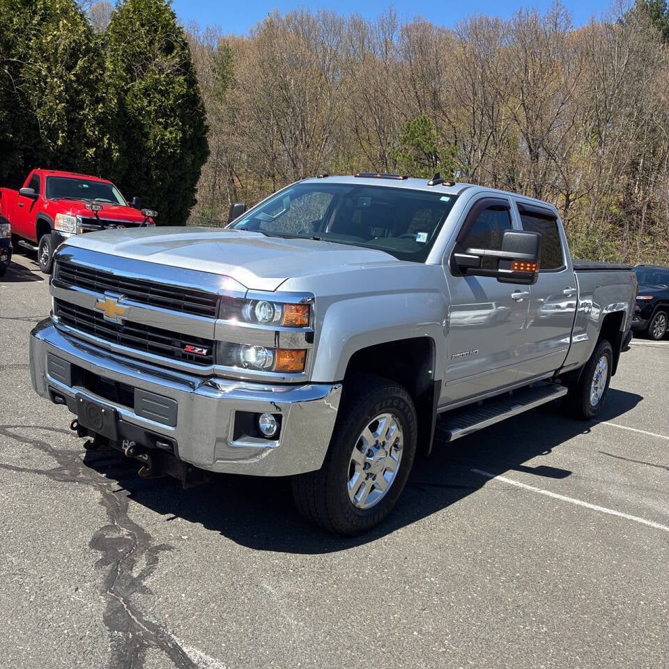 2015 Chevrolet Silverado 2500HD LT 4x4 4dr Crew Cab SB