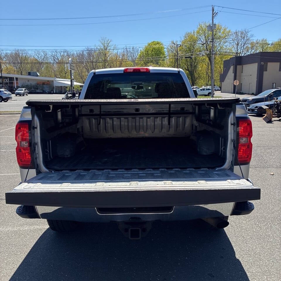 2015 Chevrolet Silverado 2500HD LT 4x4 4dr Crew Cab SB