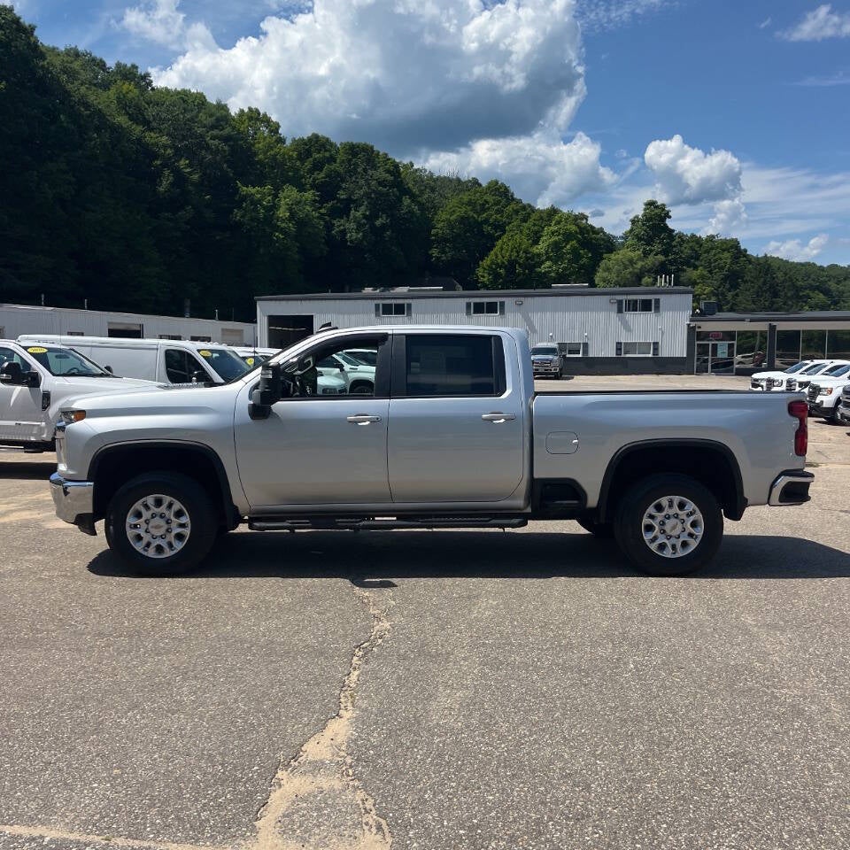 2021 Chevrolet Silverado 3500HD LT 4x4 4dr Crew Cab SB SRW