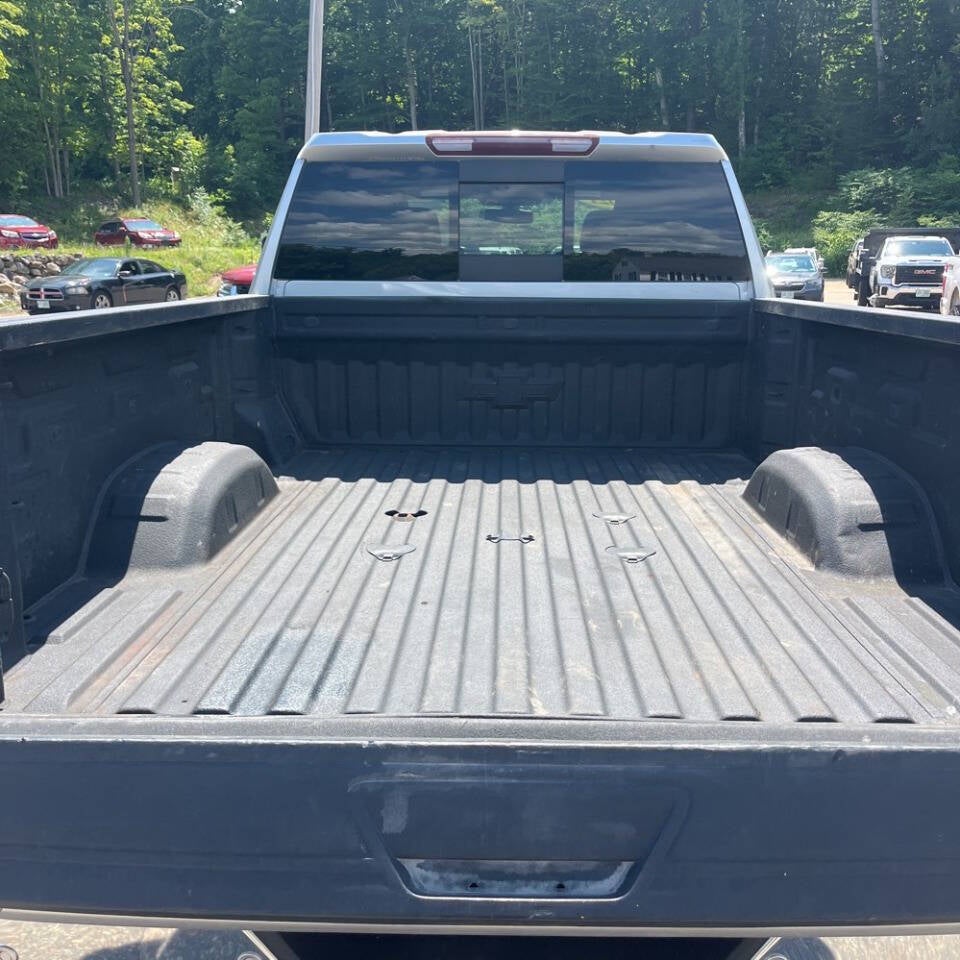 2021 Chevrolet Silverado 3500HD LT 4x4 4dr Crew Cab SB SRW