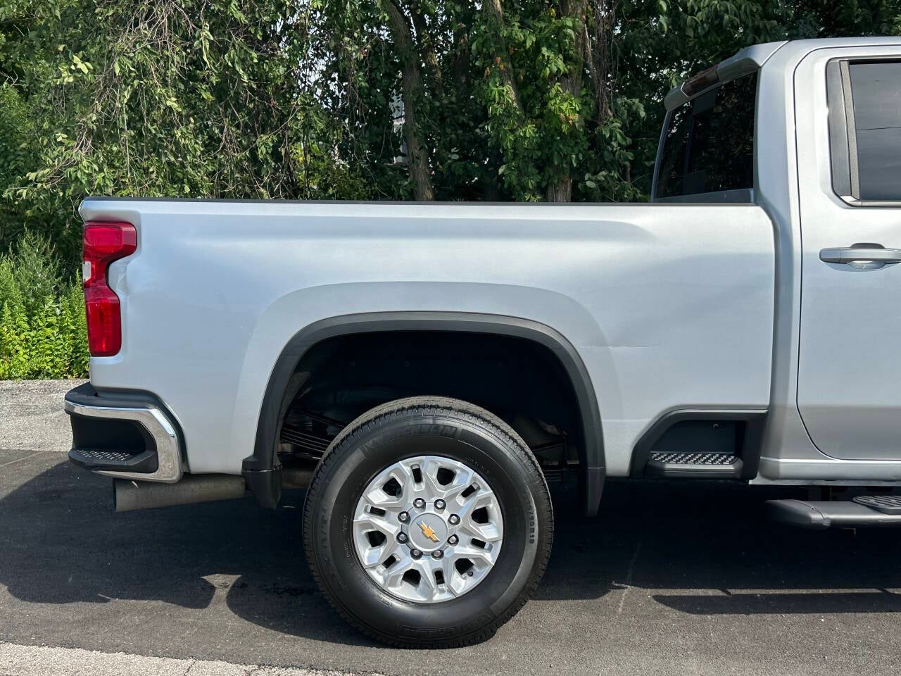 2021 Chevrolet Silverado 3500HD LT 4x4 4dr Crew Cab SB SRW