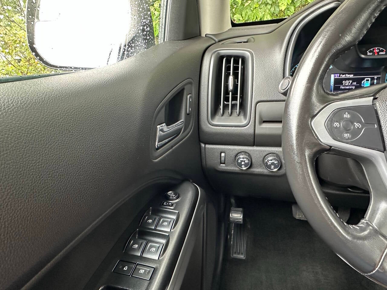 2018 Chevrolet Colorado LT - Photo 29