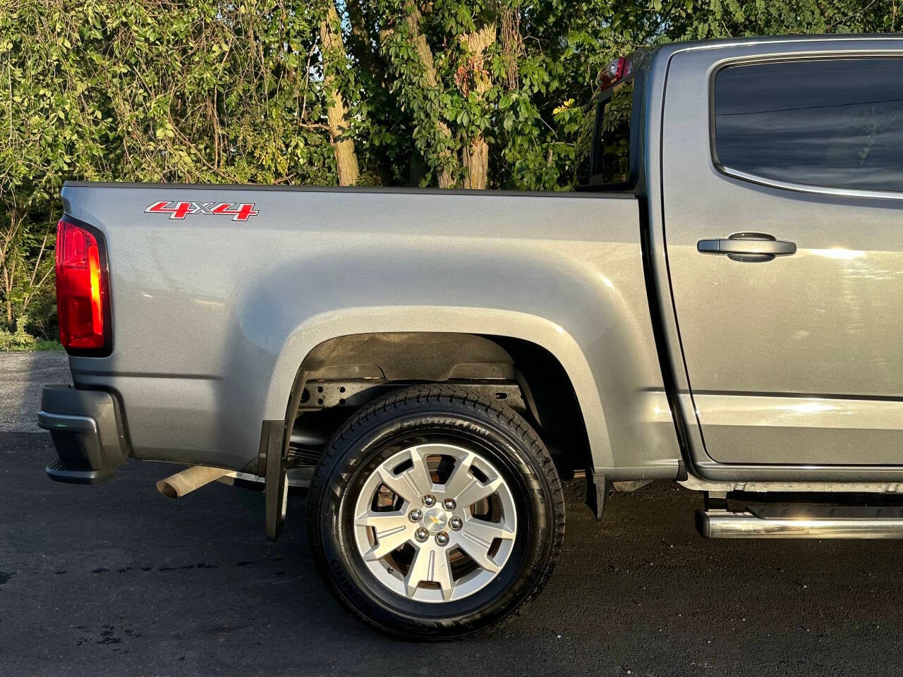 2018 Chevrolet Colorado LT 4x4 4dr Crew Cab 5 ft. SB