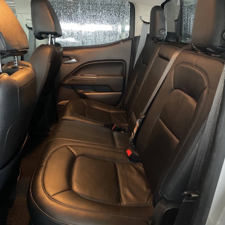 2017 Chevrolet Colorado LT 4x4 4dr Crew Cab 5 ft. SB