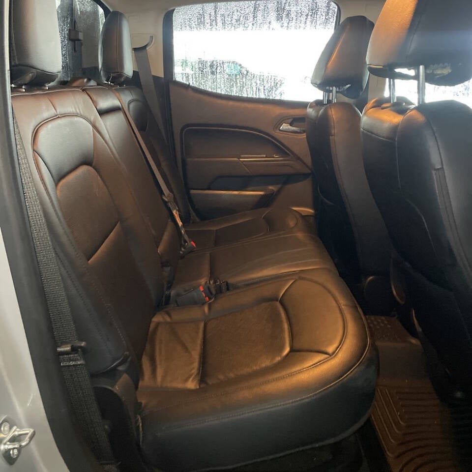 2017 Chevrolet Colorado LT 4x4 4dr Crew Cab 5 ft. SB