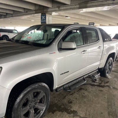 2017 Chevrolet Colorado LT 4x4 4dr Crew Cab 5 ft. SB