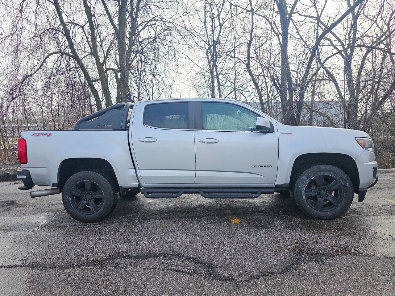 2017 Chevrolet Colorado LT 4x4 4dr Crew Cab 5 ft. SB