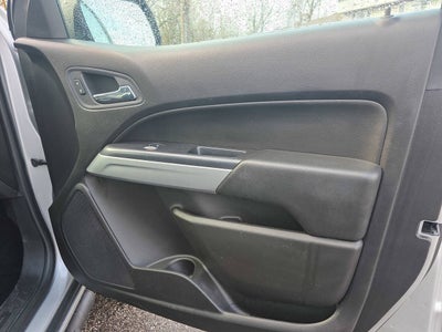 2017 Chevrolet Colorado LT 4x4 4dr Crew Cab 5 ft. SB