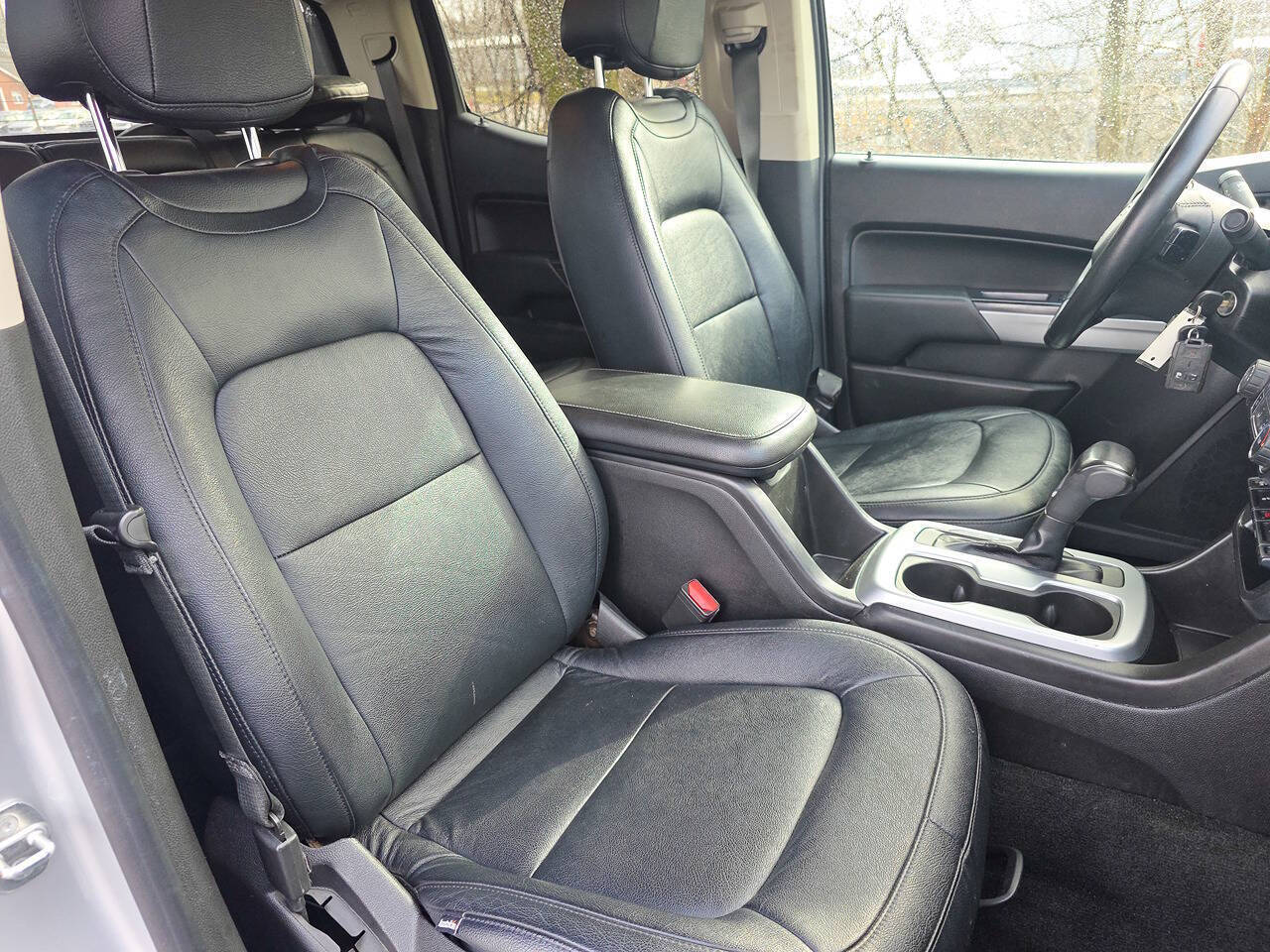 2017 Chevrolet Colorado LT 4x4 4dr Crew Cab 5 ft. SB