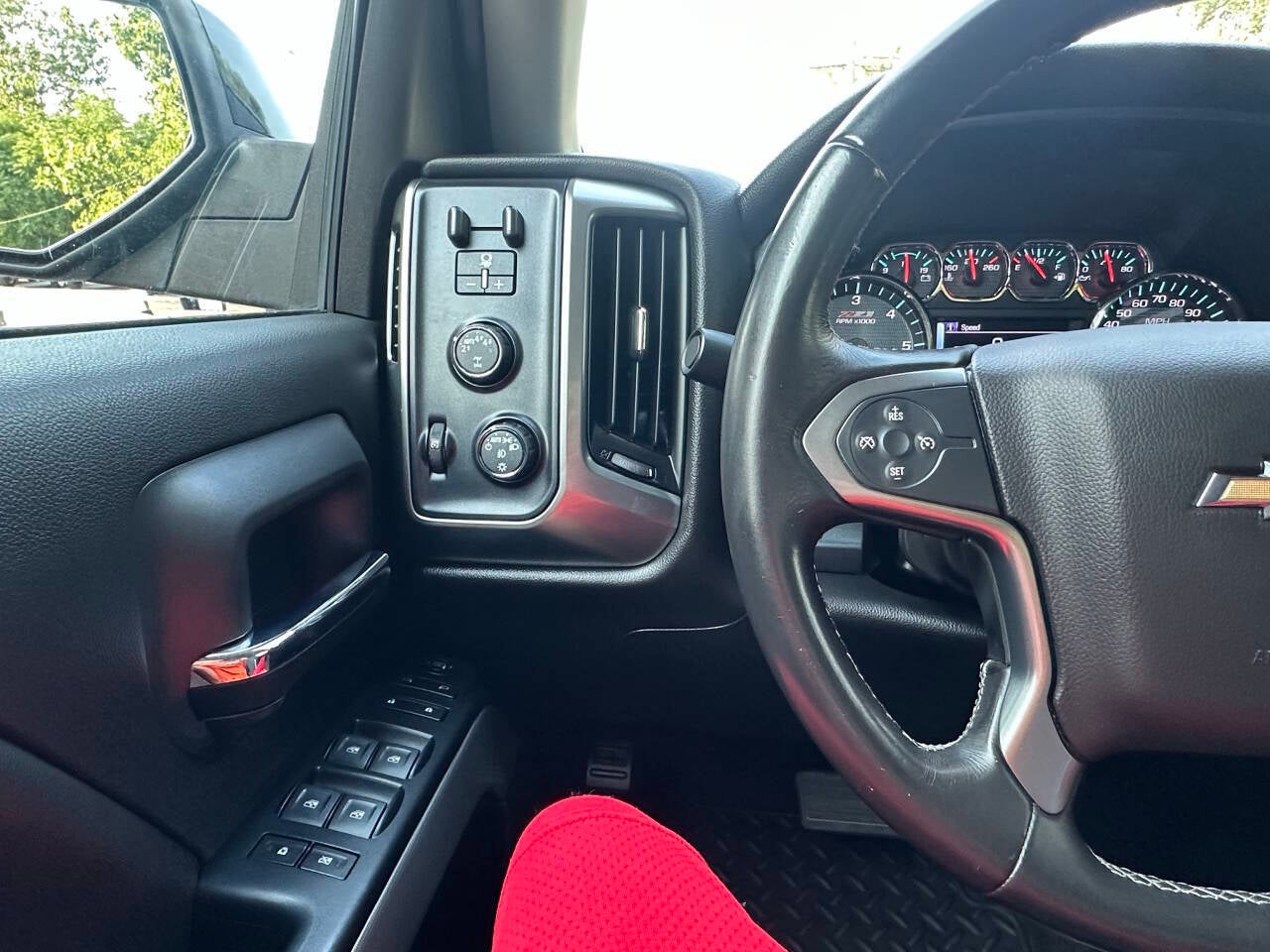 2018 Chevrolet Silverado 1500 LT Z71 4x4 4dr Double Cab 6.5 ft. SB